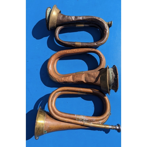 423 - 3 x Antique English Bugles