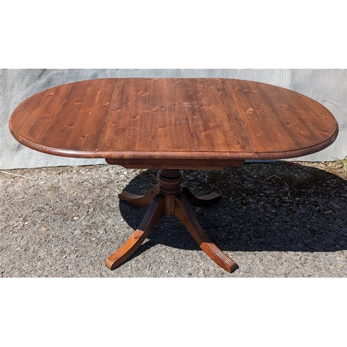 521 - Pine drop leaf table