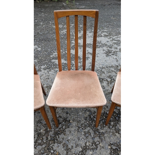 559 - Set of 4 Mid-century dining chairs