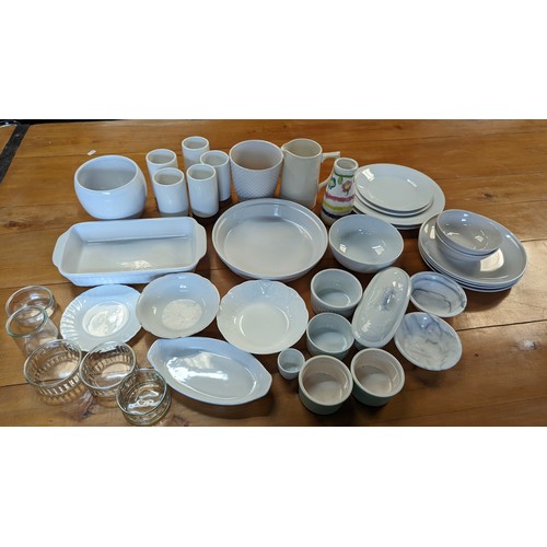 1180 - A box of white china and glass kitchenware