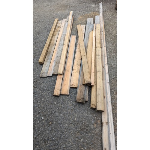 1228 - Selection of Assorted Timber