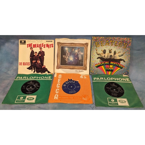 88 - The Beatles Vinyl single records - Magical mystery tour, Strawberry Fields, Penny Lane, Help, and Th... 