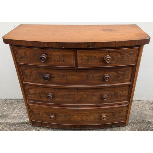 673 - Burr Walnut Bow Fronted 5 Drawer Chest With Wooden Handles - 102 x 120 x 55cm