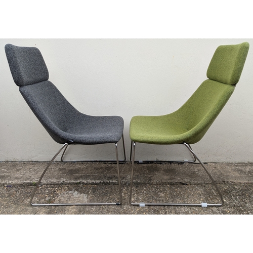 684 - A Pair of Elite Chairs - One Green, One Grey