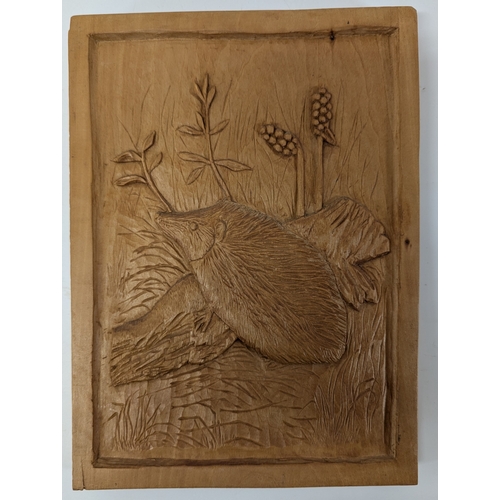 383 - 3x Carved Wall Hangings - Owl, Hedgehog and Bird of Prey.