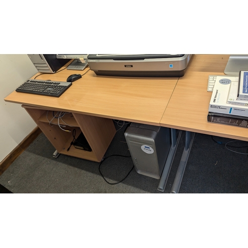 1007 - Office Desk and Return,  80cm W x 74cm H, Return 120cm L x 80cm W x 74cm H **TRADE SALE VAT APPLIED ... 