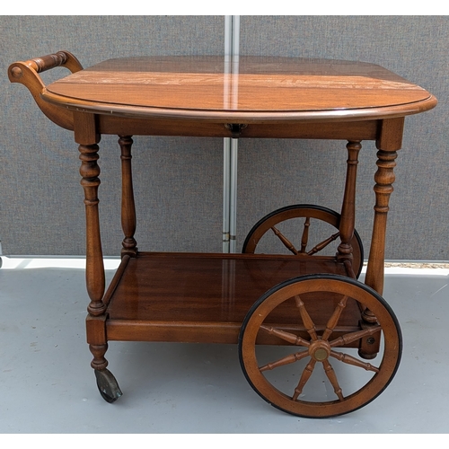 368 - Vintage Cartwheel Service Trolley With Extending Leaves - 74 x 54 (closed) 114 (open) x 84cm