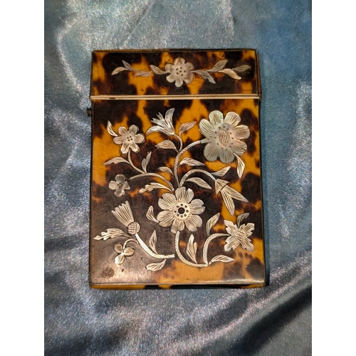 10 - A Tortoiseshell And Mother Of Pearl Card Case - Circa 1880