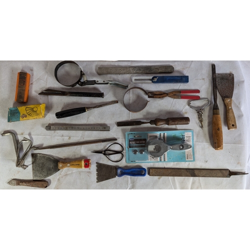 1764 - Selection Of Mixed Hand Tools In Yellow Crate