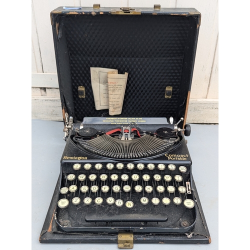 1337 - Remmington Antique Typewriter