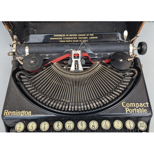 1337 - Remmington Antique Typewriter