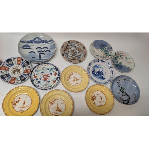 117 - A Collection of Antique Chinese and Japanese Plates x 12.  Property of a Gentleman