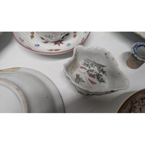 124 - A Selection of Antique China, Inc. Royal Worcester, Japanese, Aquilegia etc.