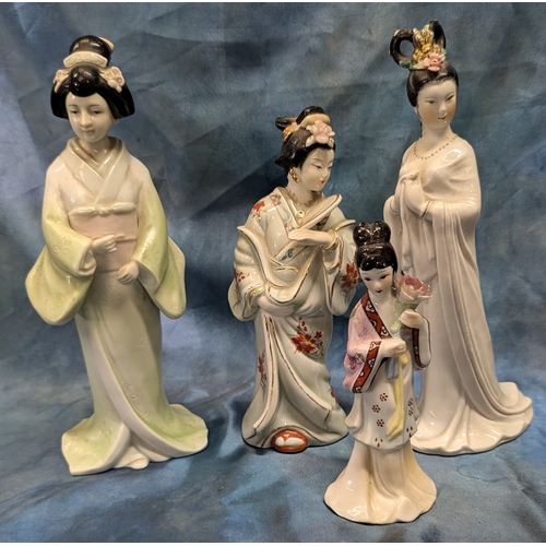 346 - 4 Japanese Figurines