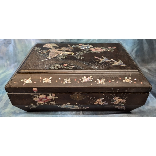 50 - Large Antique Chinoiserie Mother Of Pearl Inlaid Jewellery Box - 40 x 28 x 16cm