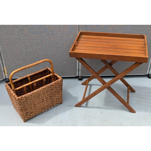 1401 - Wicker Basket and Tray Stand