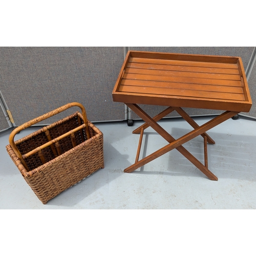 1401 - Wicker Basket and Tray Stand