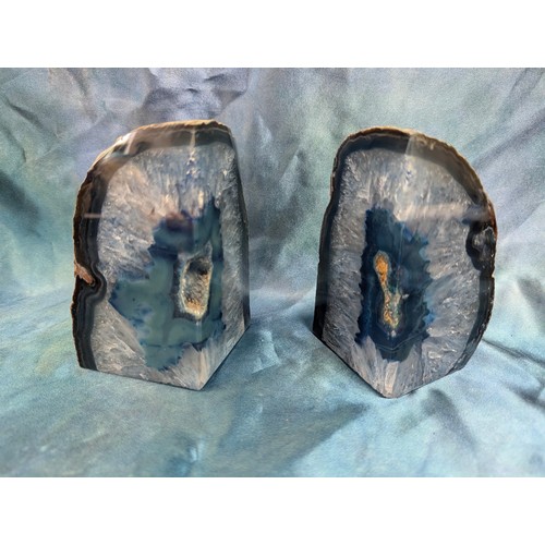 190 - A Set Of Blue Teal Agate Bookends - 12cm Tall