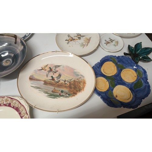 723 - A Selection of Collectible Plates: Danbury Mint, Vintage Grindley plus Platter, Italian Cockeral, Di... 