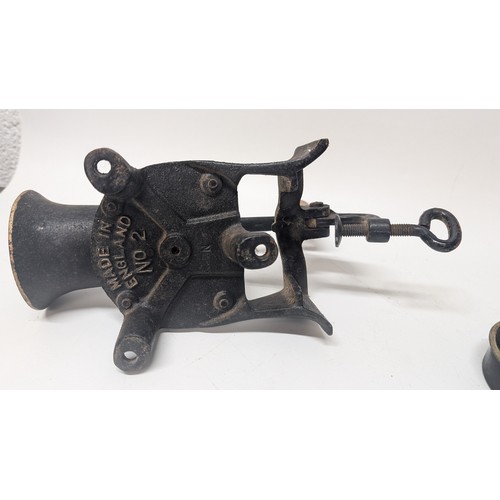 734 - Heavy Cast Metal Spong & Co Coffee Mill no.2