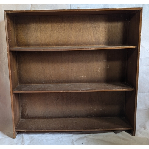 1535 - Freestanding Bookcase With 3 Shelves - 90 x 90 x 23cm