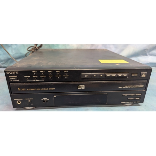 1522 - Sony 5 Disc Player CDP-C325M