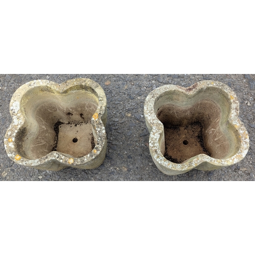 870 - 2x Clover Leaf Shaped Concrete Planters