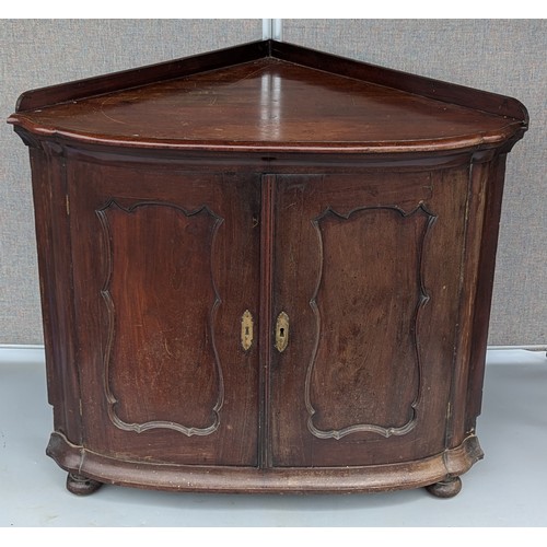 4064 - *Mahogany Bow Front Corner Cabinet With Drawer - 84 x 99 x 66cm