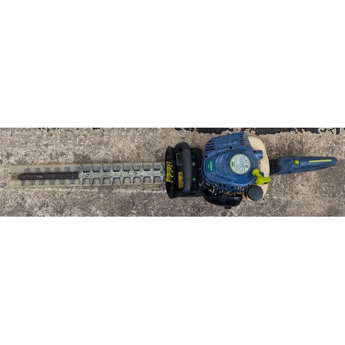 811 - Extreme Petrol Hedge Trimmer - Seen Running