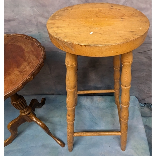 1501 - Small Pie Crust Lamp On Tripod Base & A Bar Stool With Turned Legs