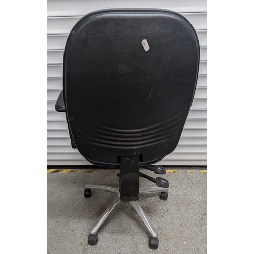 1502 - Fully Adjustable Office Chair On Chrome Swivel Base