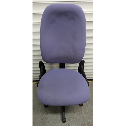 1503 - Fully Adjustable Office Chair On Black Base