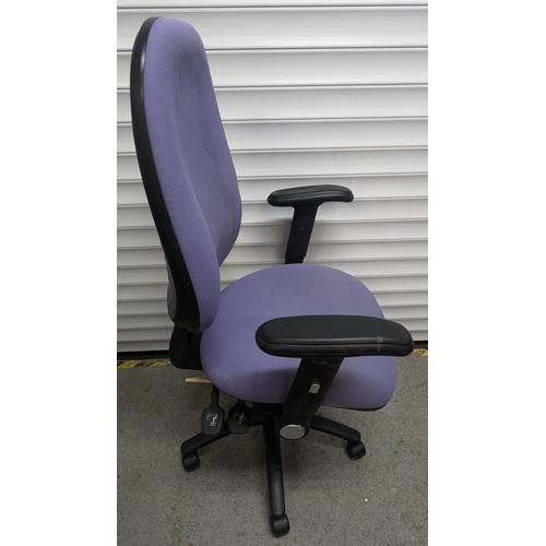 1503 - Fully Adjustable Office Chair On Black Base