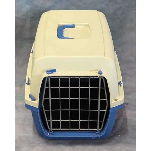 1505 - Pet Carrier