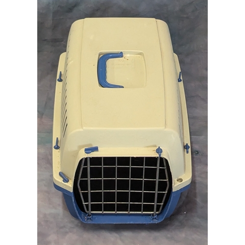 1505 - Pet Carrier