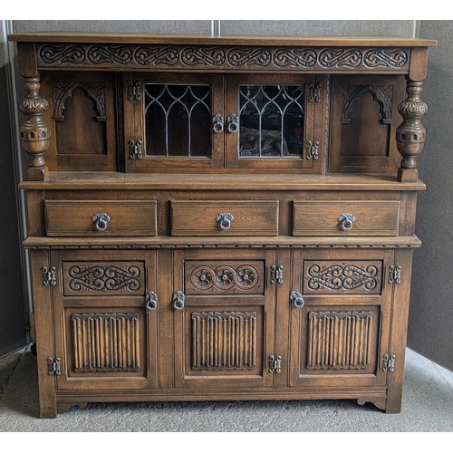 907 - Vintage Old Charm Court Cupboard With Carved Detailing - 138 x 138 x 47cm