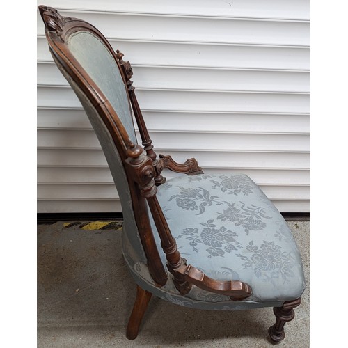 925 - Antique Victorian Nursing Chair With Carved Detailing