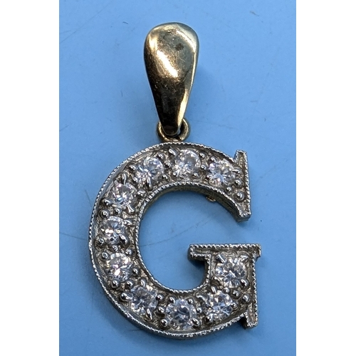 230 - A 9ct Gold And CZ Pendant Initialled 'G' - 3gms Total Weight