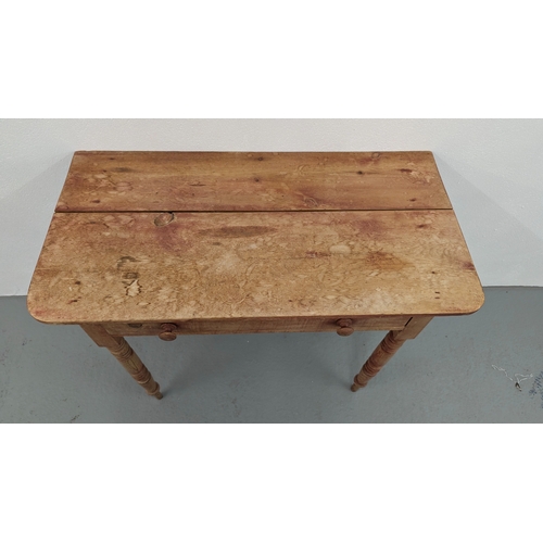 1006 - An Antique Pine Table With Drawer - 92 x 47 x 73cm