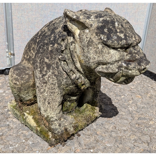 833 - Heavy Gothic Gargoyle Style Dog Garden Ornament - 45 x50 x 38cm