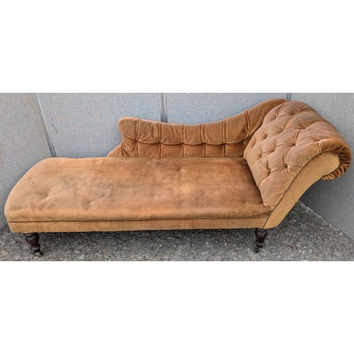 1469 - Vintage Chaise Long - Upholstered In Gold With Brass Studs