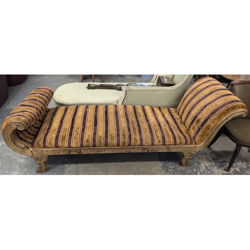 37 - A Chaise Longue - In Need Of Some Repair - 209 x 70 x 80cm