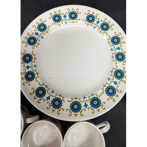 772 - A Contessa Dinner & Tea Service - 55 Pieces In Total