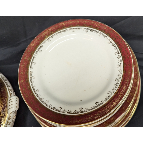 773 - Arklow Part Dinner Service - 28 Pieces In Total - Jug Handle Has Been Repaired