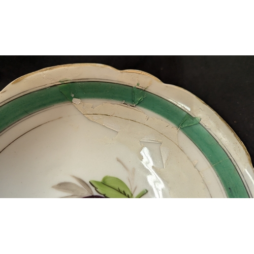 777 - Antique French Old Paris Porcelain - 4x Footed Fruit Bowls (Tallest With Damage - Pictured) And 2x P... 