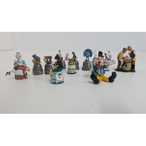 129 - A Collection of Pewter and Enamel Collectable Thimbles i c. Clown, Farmers, Grandma, Horses, Mice et... 