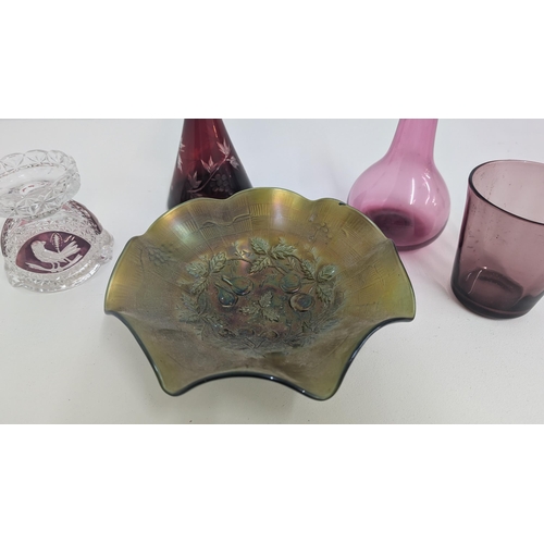 194 - A Selection of Crystal and Glassware including:
- Fruits and Flowers Carnival |Glass Iridized Bowl 2... 