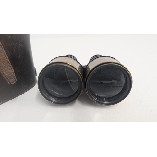 96 - Vintage Admiral 12 x Glasses made in France Binoculars in Leather Case . Some damage to leather pain... 