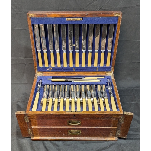 20 - A Norman Hirst & Co. Canteen Of Cutlery Complete In Hardwood Case With Lift Up Lid And 2 Drawers - O... 