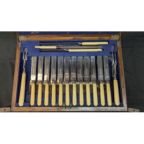 20 - A Norman Hirst & Co. Canteen Of Cutlery Complete In Hardwood Case With Lift Up Lid And 2 Drawers - O... 